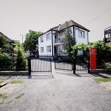 Villa Elena Yanoshi Exterior foto